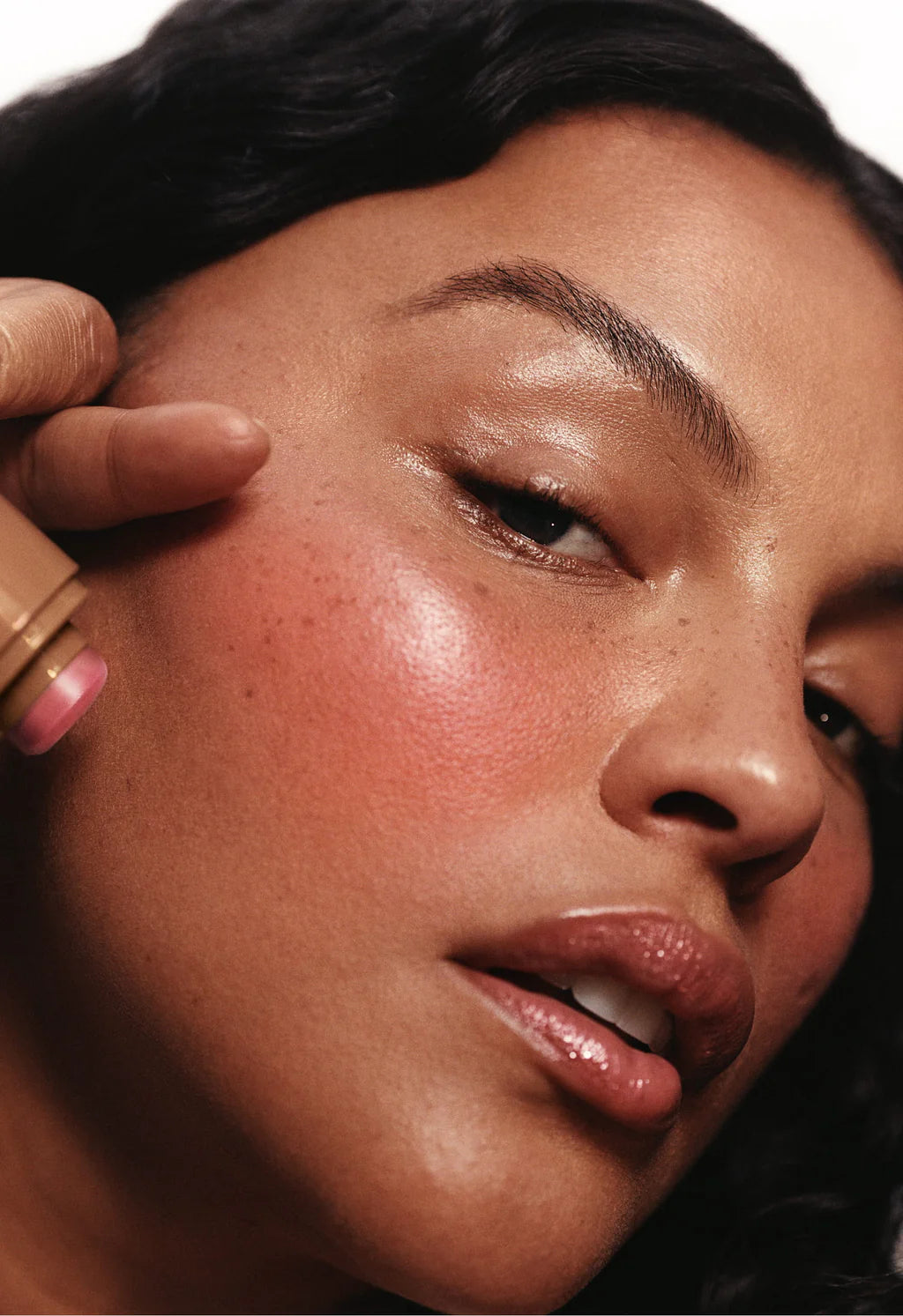 Rhode Pocket Blush In Freckle